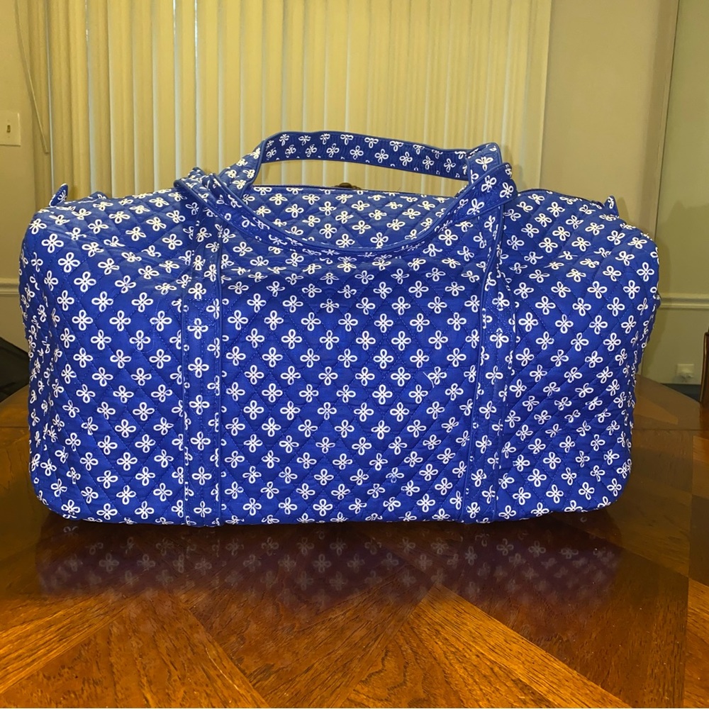NWOT Vera Bradley Large Travel Duffel Mini Concerto
